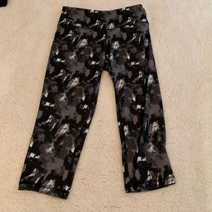 Comfort Zone Capri yoga pants